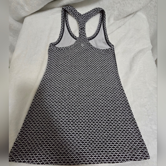 Lululemon Racerback Tank Small - Picture 2 of 4